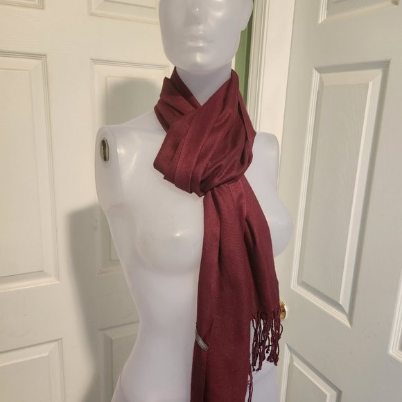 Burgundy Pashmina - Picture 3 of 3